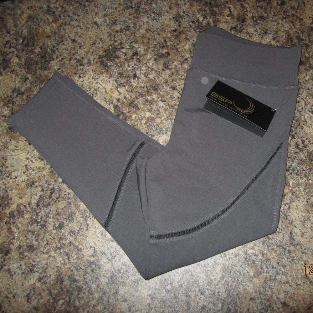 Women's BSP Better Sport Performance Active Capri/Crop Pants Plus 1X NWT-$79.99